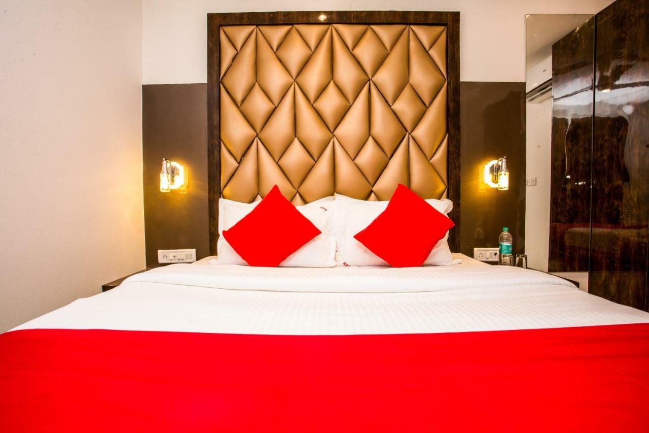 Oyo 37559 Hotel Al Haram Bombaj Exteriér fotografie