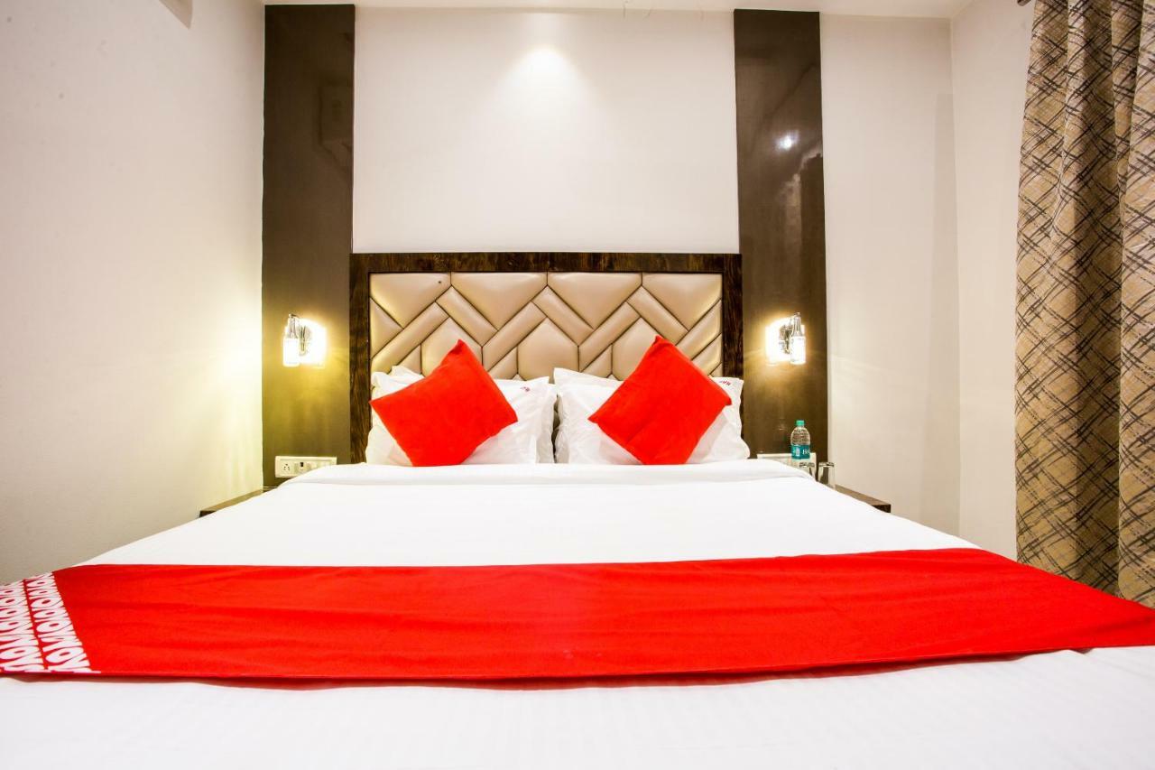 Oyo 37559 Hotel Al Haram Bombaj Exteriér fotografie